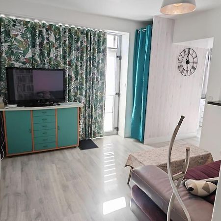 Appartement Cosy 2 Pieces Hyper Centre โรชฟอร์ ภายนอก รูปภาพ